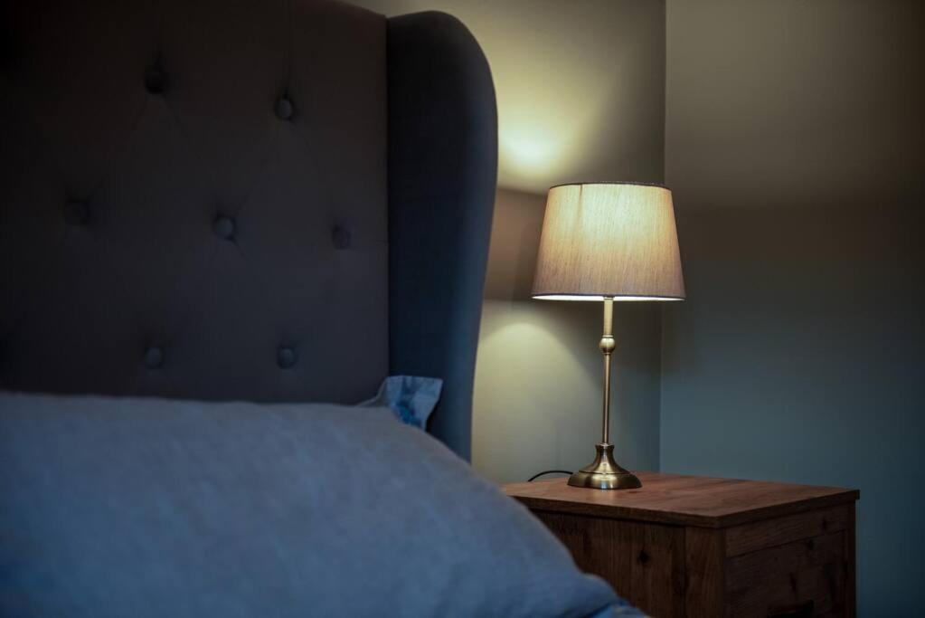 The Nest - Cosy And Quiet 1 Bed Central Apartment Бъкингам Екстериор снимка